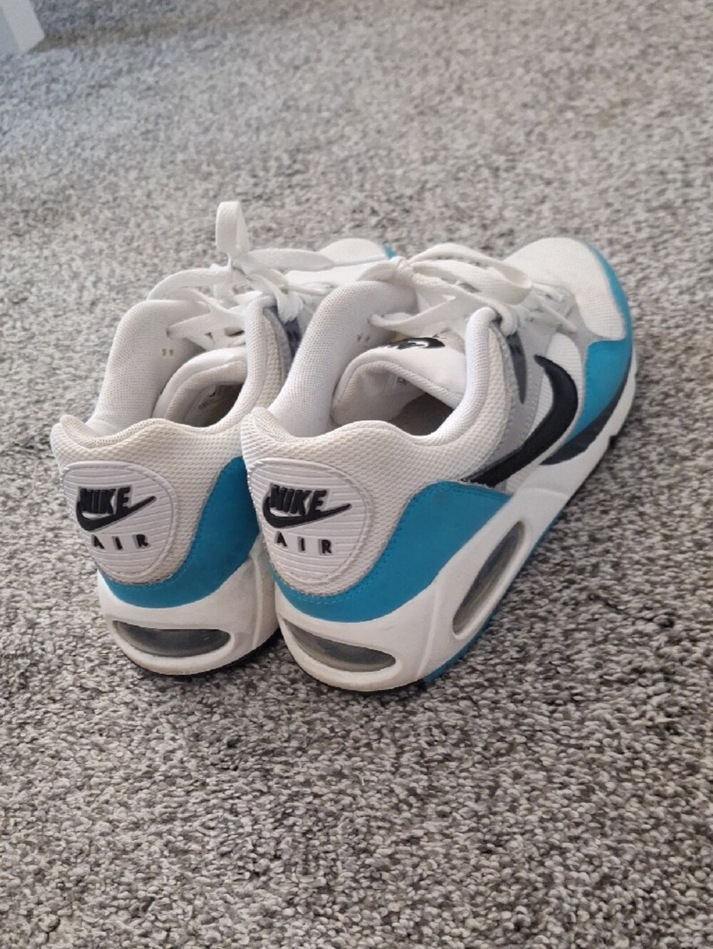 Nike Kids White and Blue Lightweight Athletic Sneakers - Picture 3 of 3